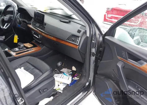 2021 Audi Q5 Premium Plus 45 Tfsi Quattro S Tronic z USA, uszkodzony, nr VIN WA1BAAFY5M2026915